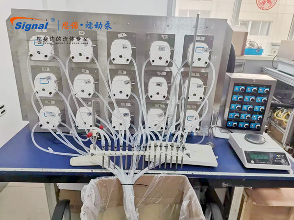 蠕動泵灌裝機